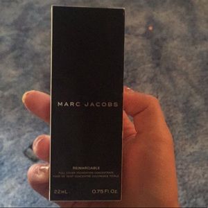 Marc jacobs remarcable foundation